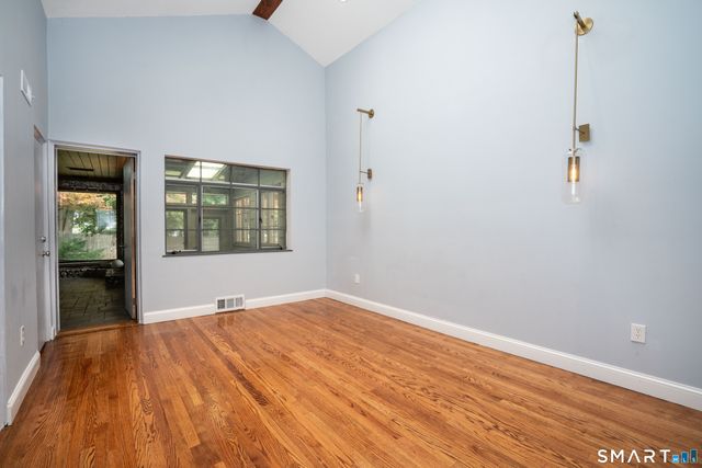 144 Haynes Road, West Hartford, CT 06117
