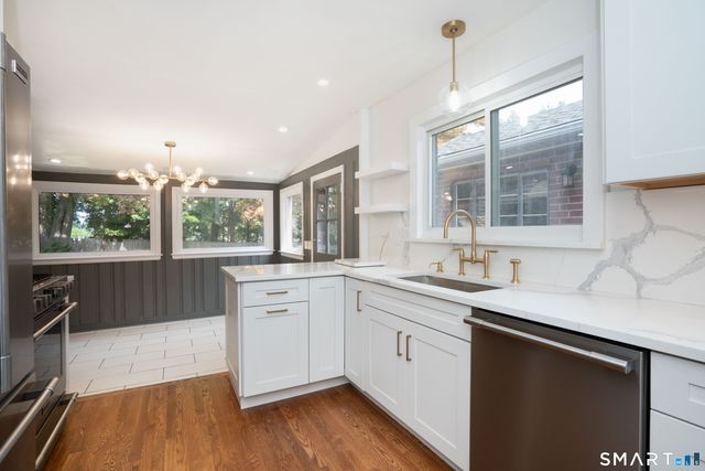 144 Haynes Road, West Hartford, CT 06117