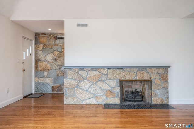 144 Haynes Road, West Hartford, CT 06117