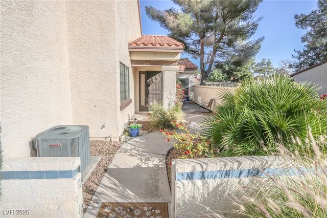3201 La Mancha Way, Henderson, NV 89014