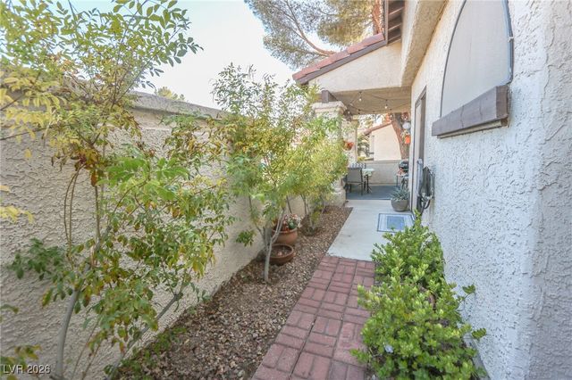 3201 La Mancha Way, Henderson, NV 89014