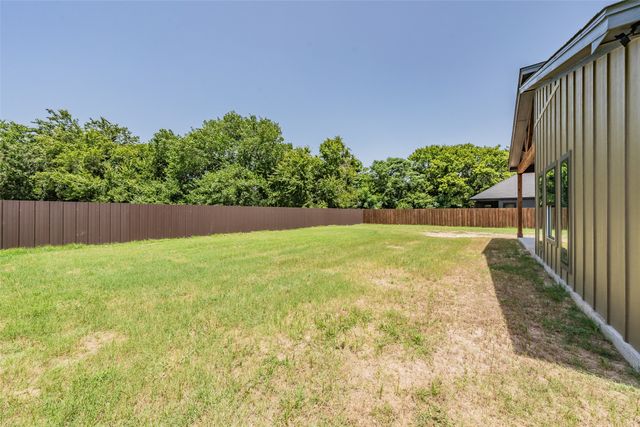 207 Stevens Street, Bridgeport, TX 76426