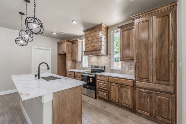 207 Stevens Street, Bridgeport, TX 76426