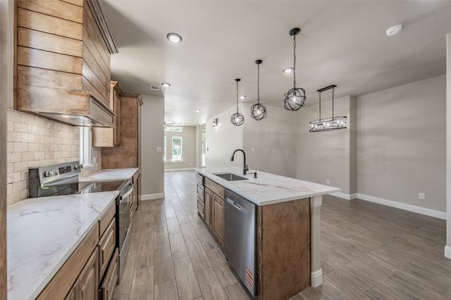 207 Stevens Street, Bridgeport, TX 76426