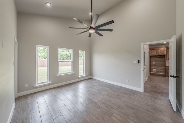 207 Stevens Street, Bridgeport, TX 76426