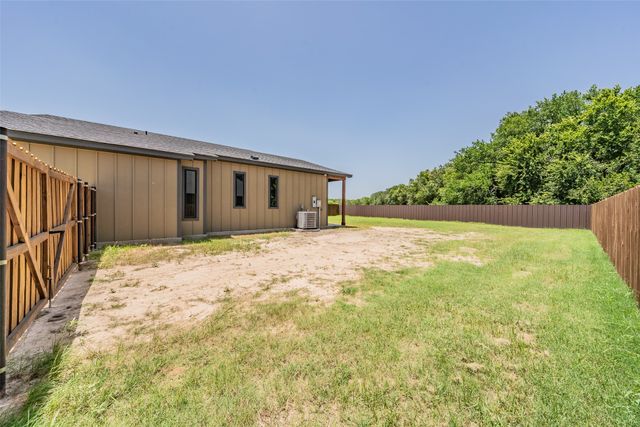207 Stevens Street, Bridgeport, TX 76426