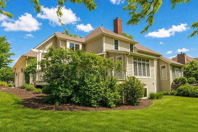 N34W33379 Hickory LANE, Nashotah, WI 53058