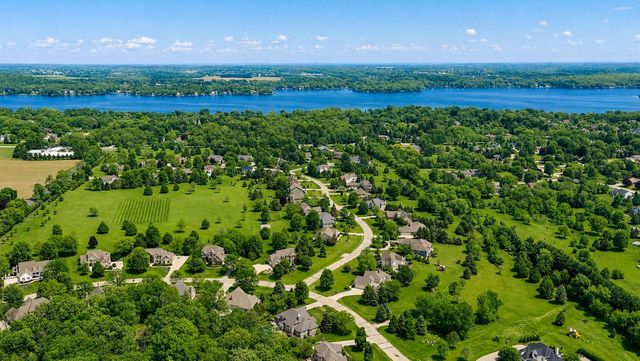 N34W33379 Hickory LANE, Nashotah, WI 53058