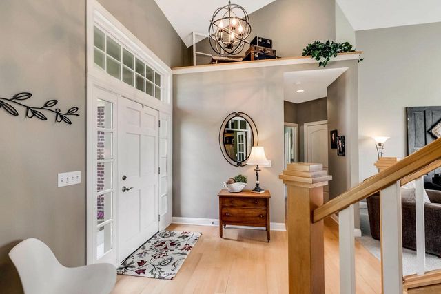 N34W33379 Hickory LANE, Nashotah, WI 53058