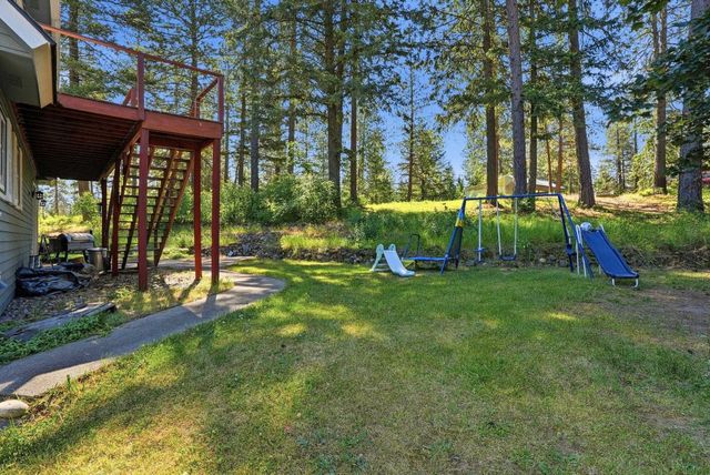 12120 E Deer Creek Rd, Chattaroy, WA 99003