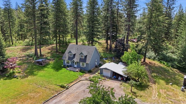 12120 E Deer Creek Rd, Chattaroy, WA 99003