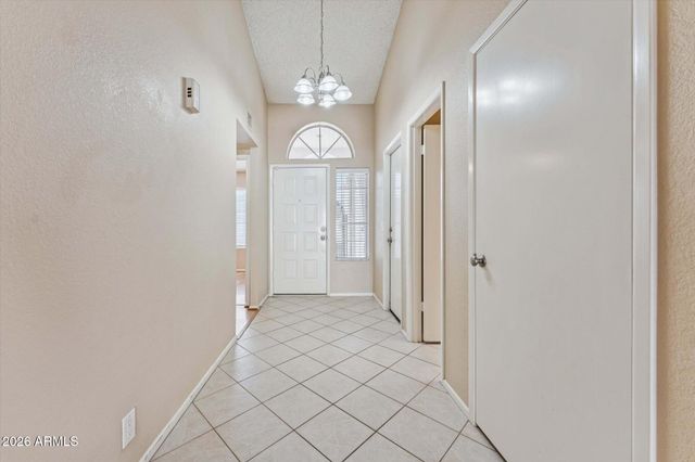 6040 W DESERT COVE Avenue, Glendale, AZ 85304