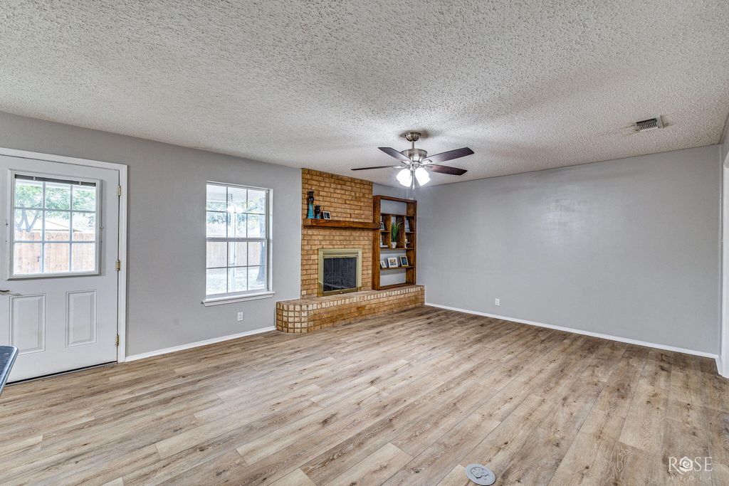 Image 10 of property listing at 3402 Chatterton Drive, San Angelo, TX 76904