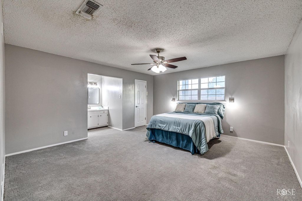 Image 20 of property listing at 3402 Chatterton Drive, San Angelo, TX 76904