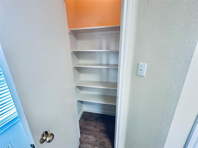 2873 Southampton WAY B, Round Rock, TX 78664