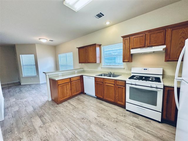 2873 Southampton WAY B, Round Rock, TX 78664