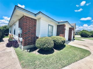 2873 Southampton WAY B, Round Rock, TX 78664