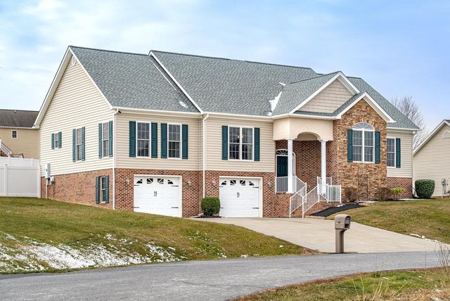 6250 DOTTS LN, Penn Laird, VA 22846