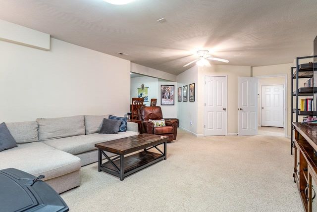 6250 DOTTS LN, Penn Laird, VA 22846