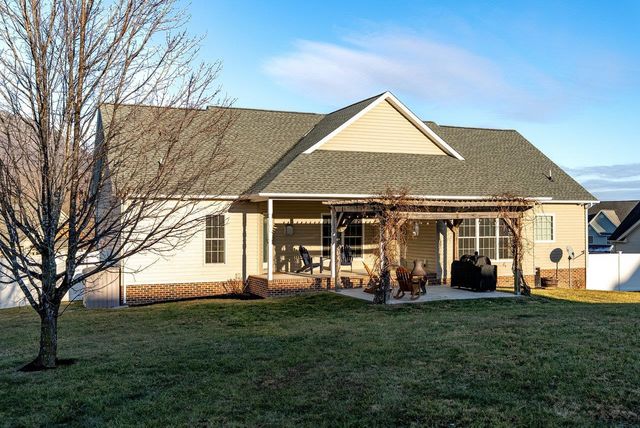 6250 DOTTS LN, Penn Laird, VA 22846