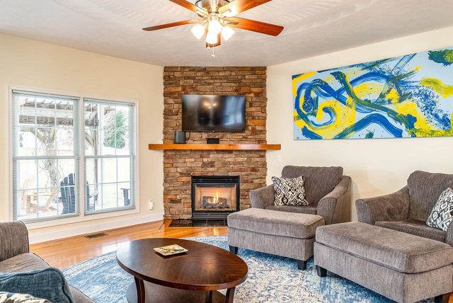 6250 DOTTS LN, Penn Laird, VA 22846