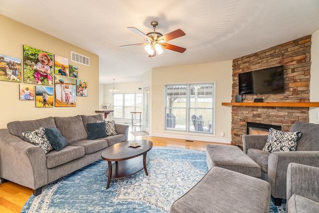 6250 DOTTS LN, Penn Laird, VA 22846