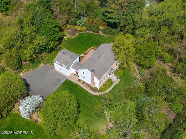 4 Takolusa Drive, Holmdel, NJ 07733