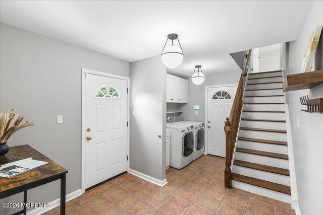 4 Takolusa Drive, Holmdel, NJ 07733