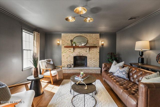 4 Takolusa Drive, Holmdel, NJ 07733