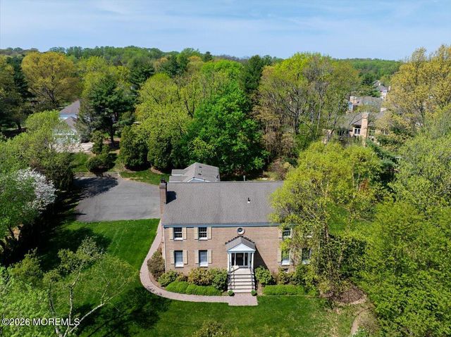 4 Takolusa Drive, Holmdel, NJ 07733