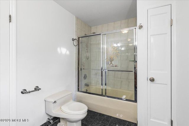 4 Takolusa Drive, Holmdel, NJ 07733