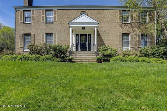 4 Takolusa Drive, Holmdel, NJ 07733