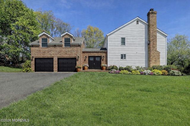 4 Takolusa Drive, Holmdel, NJ 07733
