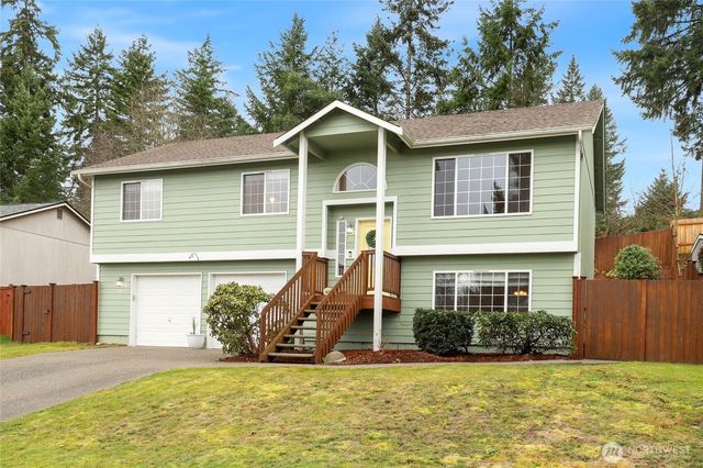 3039 SE Grovewood Street, Port Orchard, WA 98367