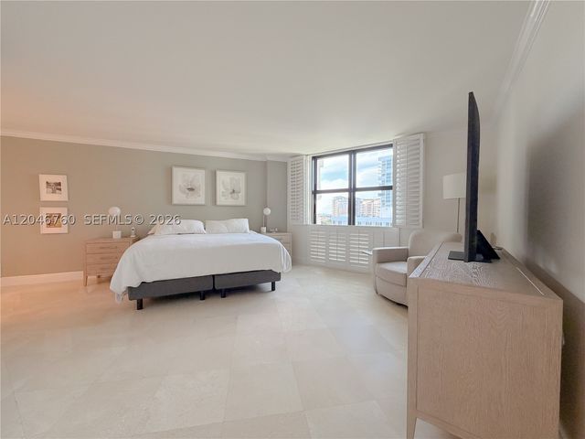 1111 Crandon Blvd C1104, Key Biscayne, FL 33149