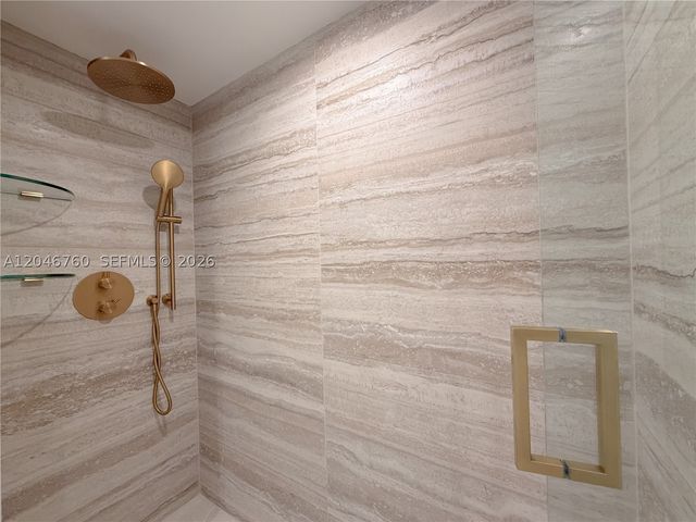 1111 Crandon Blvd C1104, Key Biscayne, FL 33149