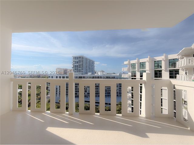 1111 Crandon Blvd C1104, Key Biscayne, FL 33149