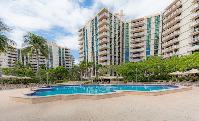 1111 Crandon Blvd C1104, Key Biscayne, FL 33149