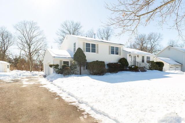 9 Sturbridge W Drive, Piscataway, NJ 08854