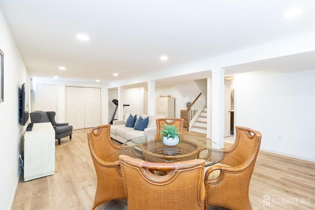 9 Sturbridge W Drive, Piscataway, NJ 08854