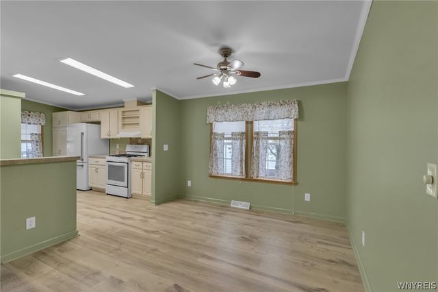 9899 Tobermory Avenue, Clarence, NY 14031