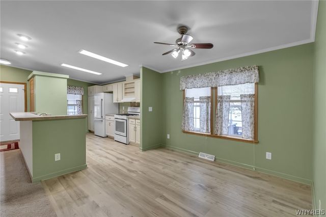 9899 Tobermory Avenue, Clarence, NY 14031