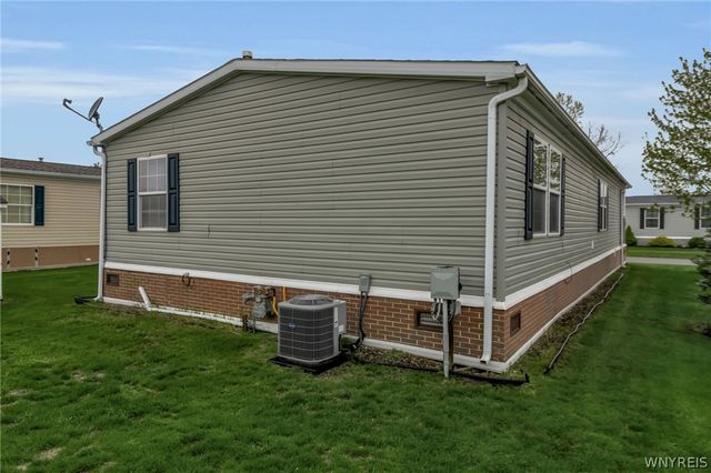 9899 Tobermory Avenue, Clarence, NY 14031