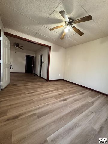 1020 Cypress St, Pueblo, CO 81004
