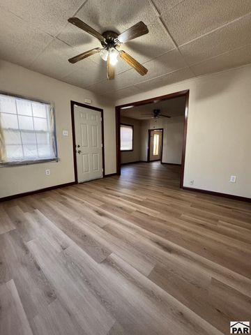 1020 Cypress St, Pueblo, CO 81004