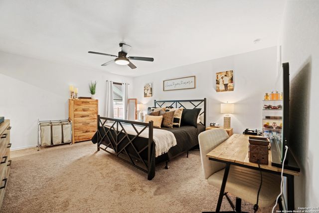5875 COAHULIA RDG, Seguin, TX 78155