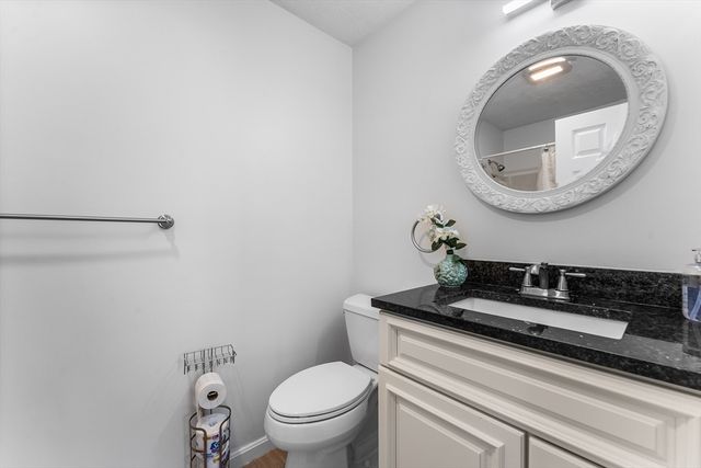 632 Washington St A6, Braintree, MA 02184