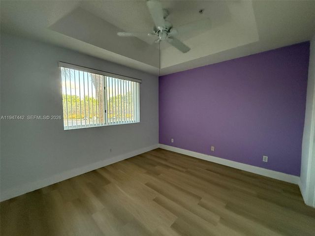 9907 Westwood Dr 21-2, Tamarac, FL 33321