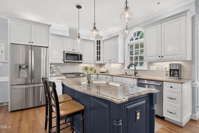 306 Kettlebridge Drive, Cary, NC 27511