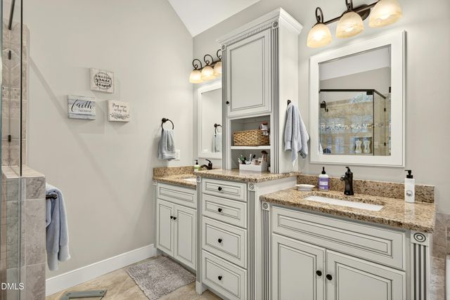 306 Kettlebridge Drive, Cary, NC 27511